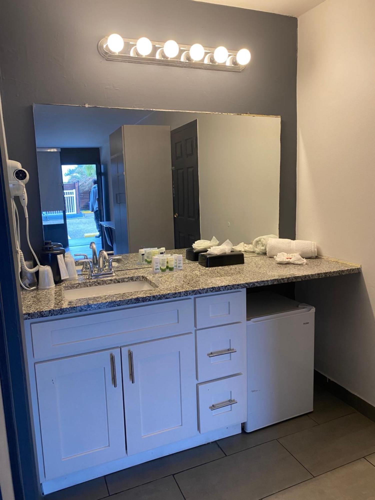 ניו אורלינס Hotel 10 Extended Stay מראה חיצוני תמונה
